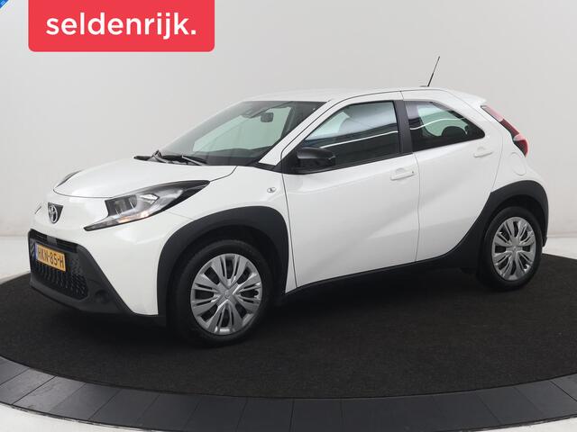 Toyota AYGO X 1.0 VVT-i MT Play | 5-deurs | Adaptive cruise | Lane assist | Carplay | DAB | NAP 31.639km | Airco