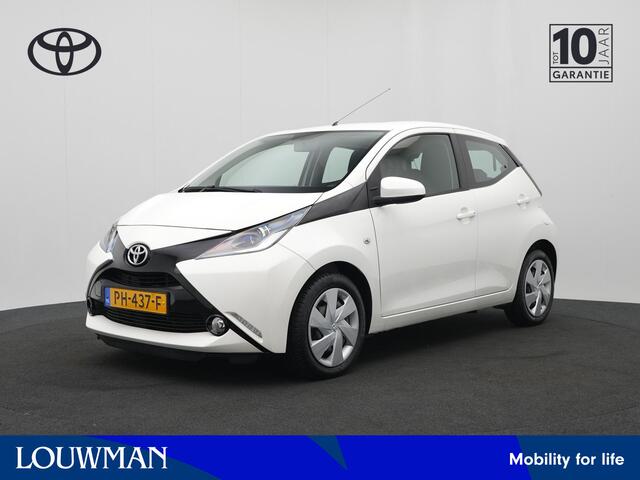 Toyota AYGO 1.0 VVT-i x-play | NL Auto | Dealer Onderhouden | Achteruitrijcamera |