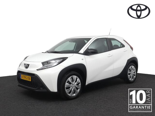 Toyota AYGO X 1.0 VVT-i S-CVT Play | Automaat | LAGE KM-STAND | Parkeer camera | Apple Carplay & Andriod Auto |