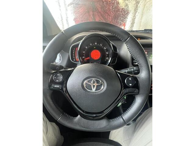 Toyota AYGO 1.0 VVT-i x-cite Lage KM-stand! 1e eigenaar, Dealer OH