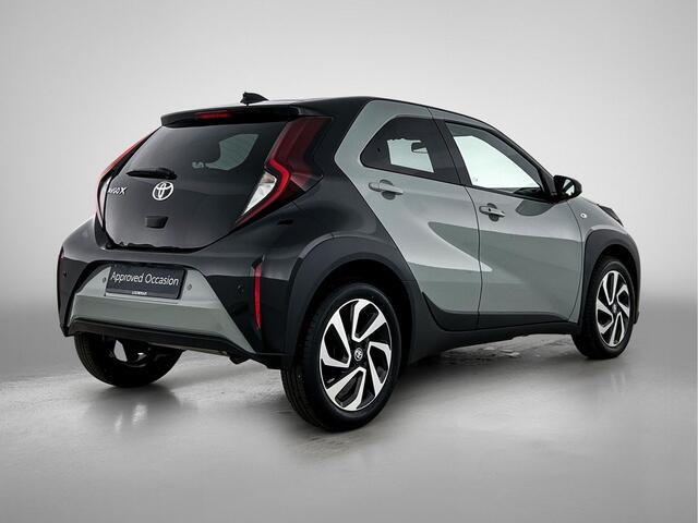 Toyota AYGO X 1.0 VVT-i S-CVT Pulse + | BTW Voertuig | Parkeersensoren voor+achter | Keyless Entry/Start | Climate Control | Cruise Control Adaptive | achteruitrijcamera | Apple CarPlay/Android Auto |