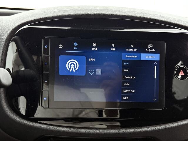 Toyota AYGO X 1.0 VVT-i S-CVT Pulse + | BTW Voertuig | Parkeersensoren voor+achter | Keyless Entry/Start | Climate Control | Cruise Control Adaptive | achteruitrijcamera | Apple CarPlay/Android Auto |