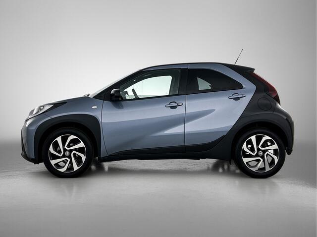 Toyota AYGO X 1.0 VVT-i S-CVT Pulse + | BTW Voertuig | Parkeersensoren voor+achter | Keyless Entry/Start | Climate Control | Cruise Control Adaptive | achteruitrijcamera | Apple CarPlay/Android Auto |