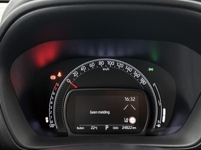 Toyota AYGO X 1.0 VVT-i S-CVT Pulse + | BTW Voertuig | Parkeersensoren voor+achter | Keyless Entry/Start | Climate Control | Cruise Control Adaptive | achteruitrijcamera | Apple CarPlay/Android Auto |