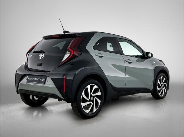 Toyota AYGO X 1.0 VVT-i S-CVT Pulse + | BTW Voertuig | Parkeersensoren voor+achter | Keyless Entry/Start | Climate Control | Cruise Control Adaptive | achteruitrijcamera | Apple CarPlay/Android Auto |