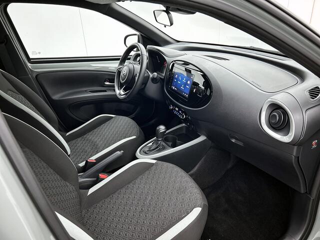Toyota AYGO X 1.0 VVT-i S-CVT Pulse + | BTW Voertuig | Parkeersensoren voor+achter | Keyless Entry/Start | Climate Control | Cruise Control Adaptive | achteruitrijcamera | Apple CarPlay/Android Auto |