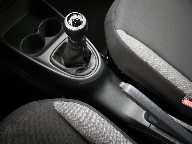 Toyota AYGO X 1.0 VVT-i MT Play | Apple CarPlay / Android Auto (Navigatie) | Camera | Airco |