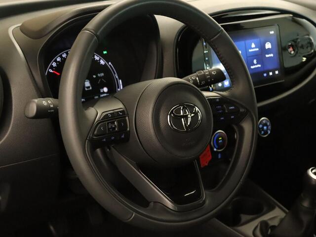 Toyota AYGO X 1.0 VVT-i MT Play - ORIGINEEL NEDERLANDSE AUTO - AIRCO - ADAPTIEVE CRUISE CONTROL - ACHTERUITRIJCAMERA - BLUETOOTH - LICHTSENSOR - DAB RADIO - APPLE CARPLAY/ ANDROID AUTO