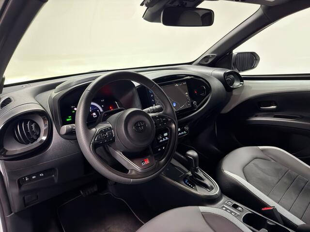 Toyota AYGO X Hybrid 115 GR Sport | NAVI | STOELVERWARMING | CAMERA | KEYLESS | ACC | JBL |