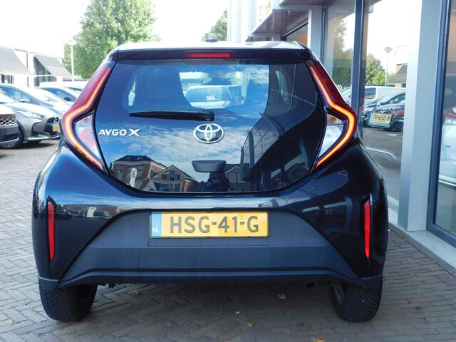 Toyota AYGO X 1.0 VVT-i MT Play