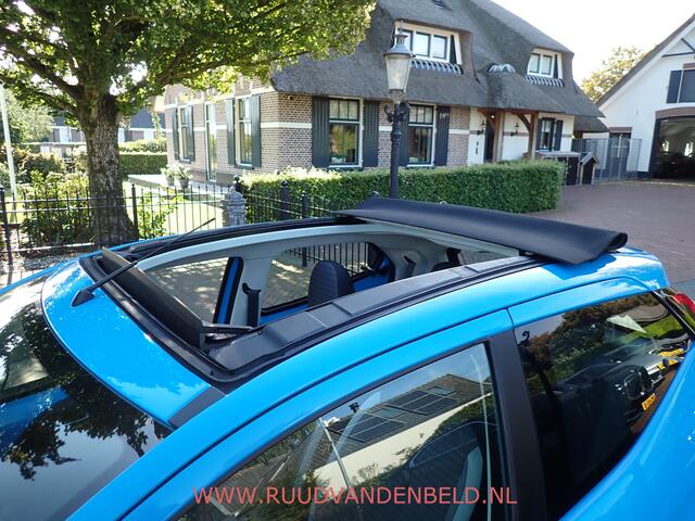 Toyota AYGO 1.0 VVT-i / CAMERA / CRUISE / OPEN VOUW DAK