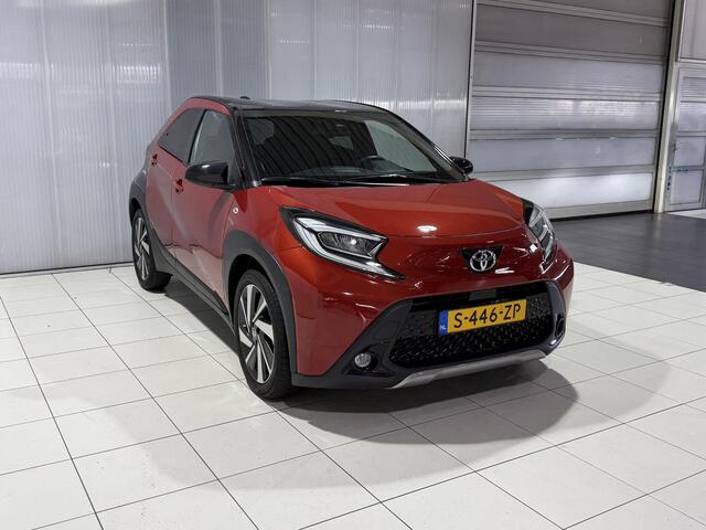 Toyota AYGO X 1.0 VVT-i MT Envy JBL Geluidsinstallatie, 2 Tone Lak, Draadloos opladen mobiele telefoon, Camera, Adaptieve Cruise Control, BTW Auto