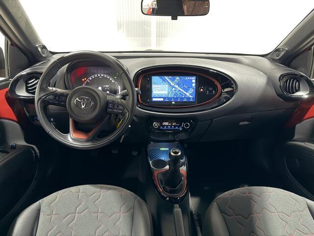 Toyota AYGO X 1.0 VVT-i MT Envy JBL Geluidsinstallatie, 2 Tone Lak, Draadloos opladen mobiele telefoon, Camera, Adaptieve Cruise Control, BTW Auto