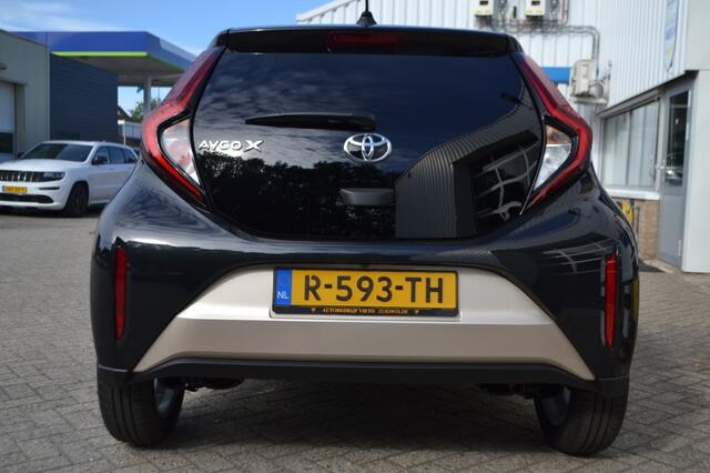 Toyota AYGO X 1.0 VVT-i MT Play