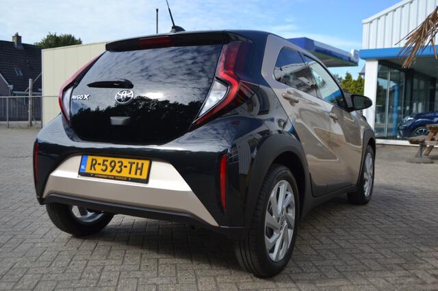 Toyota AYGO X 1.0 VVT-i MT Play