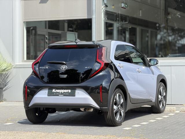 Toyota AYGO X Hybrid 115 Pulse + Easy Pack Apple/Android, Draadloze telefoonlader, Parkeersensoren
