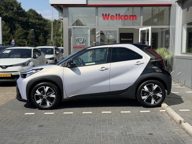 Toyota AYGO X Hybrid 115 Pulse + Easy Pack Apple/Android, Draadloze telefoonlader, Parkeersensoren