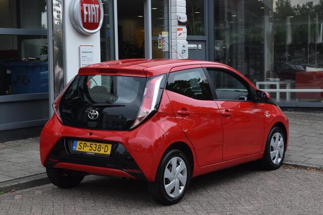 Toyota AYGO 1.0 VVT-i x-nav|Camera|Dealero.h.|4x nw.banden