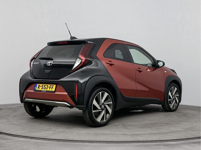 Toyota AYGO X 1.0 VVT-i MT Pulse | NL Auto | Navigatie |