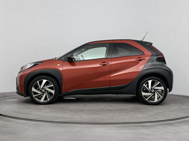 Toyota AYGO X 1.0 VVT-i MT Pulse | NL Auto | Navigatie |