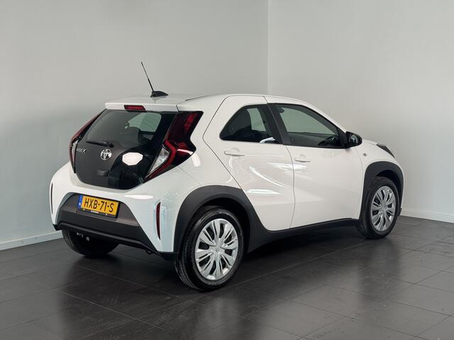 Toyota AYGO X 1.0 VVT-i MT Play Apple Carplay |