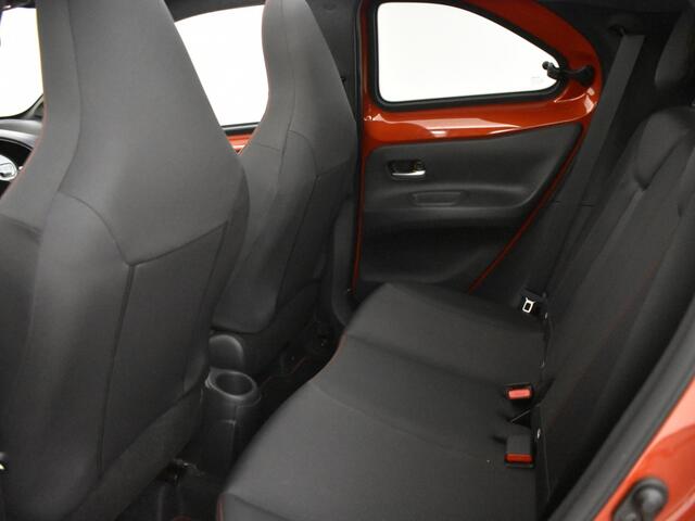 Toyota AYGO X 1.0 VVT-i S-CVT Premium Bi-tone Cabrio | JBL | PDC |