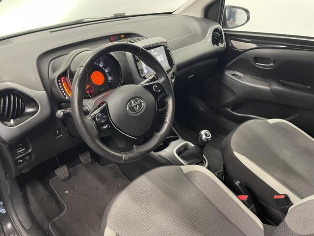 Toyota AYGO 1.0 VVT-i x-play Airco Navigatie Apple Carplay/Android Auto Camera Achter