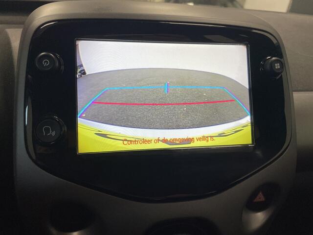 Toyota AYGO 1.0 VVT-i x-play Airco Navigatie Apple Carplay/Android Auto Camera Achter