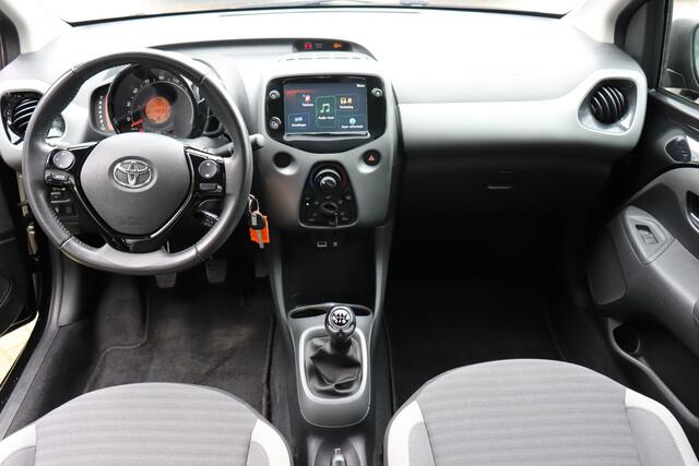 Toyota AYGO 1.0 VVT-i X-Play, Carplay, Camera