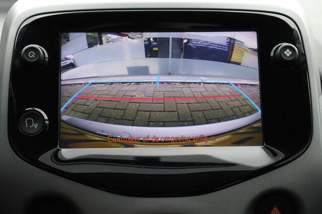 Toyota AYGO 1.0 VVT-i X-Play, Carplay, Camera