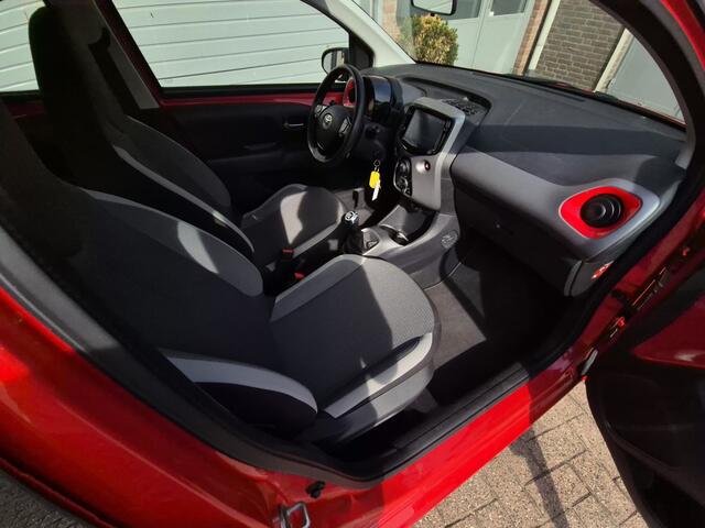 Toyota AYGO 1.0 VVT-i x-play Camera