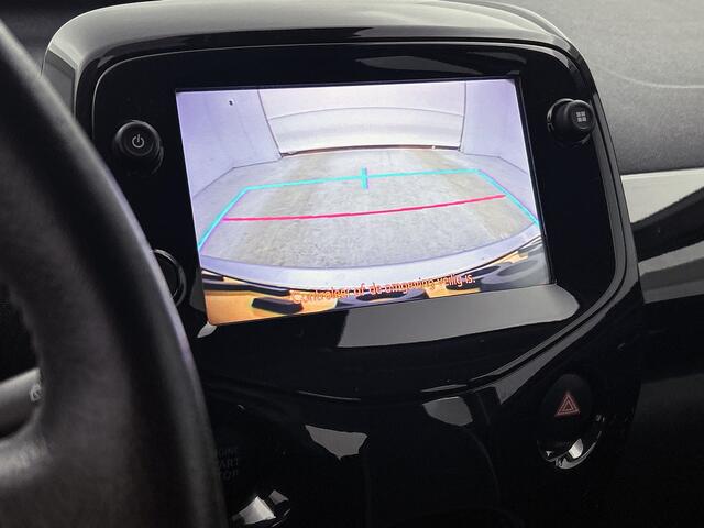 Toyota AYGO 1.0 VVT-i x-joy Automaat | Safety-Pack | Keyless Entry/Start | Climate Control | Apple CarPlay/Android Auto | Achteruitrijcamera | Elektrische ramen voor | elektrisch verstelbare buitenspiegels | Automatische verlich