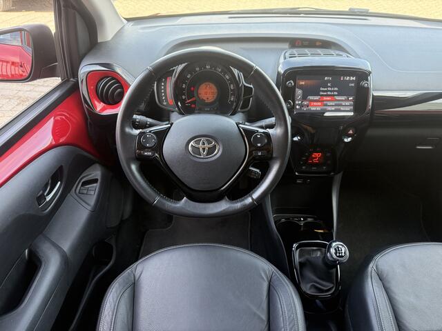 Toyota AYGO 1.0 VVT-i x-cite