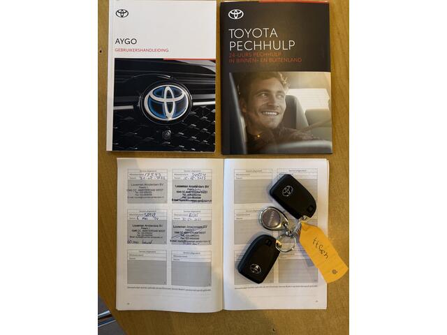 Toyota AYGO 1.0 VVT-i x-cite