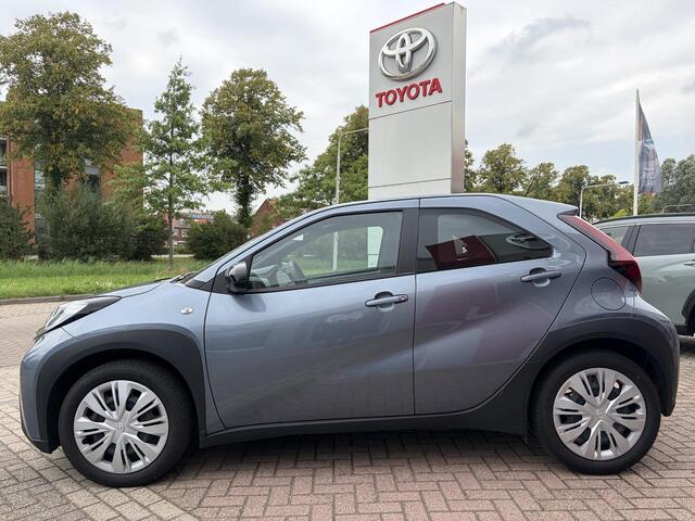 Toyota AYGO X 1.0 VVT-i MT Play