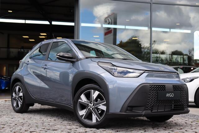 Toyota AYGO X Hybrid 115 play Go Pack, LM velgen €1.500 inruil voordeel!