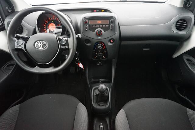 Toyota AYGO 1.0 VVT-i x-fun