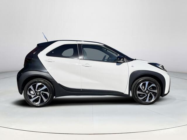 Toyota AYGO X 1.0 VVT-i MT Pulse | Carplay | Licht metalen velgen | Two-tone lak | Automatische airco |