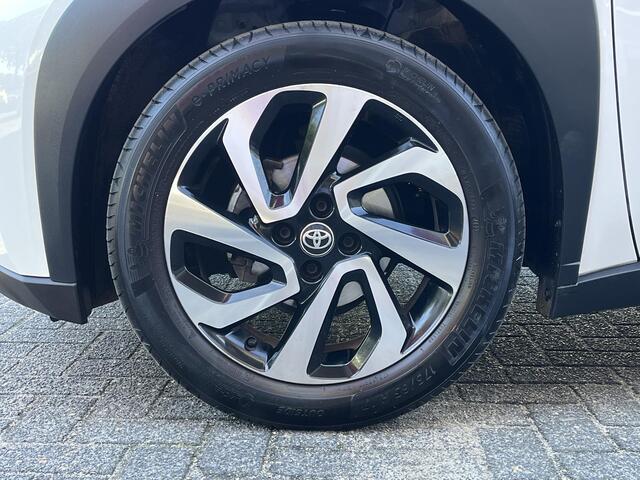 Toyota AYGO X 1.0 VVT-i MT Pulse | Carplay | Licht metalen velgen | Two-tone lak | Automatische airco |