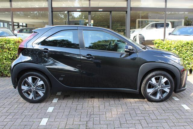 Toyota AYGO X Hybrid 115 play | Rijklaar | LMV | Adap.Cruise | DAB+ | Stoelverw. | Camera | Clima