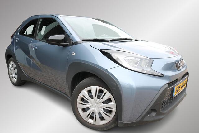 Toyota AYGO X 1.0 VVT-i MT Play, Apple Carplay & Android Auto, Camera , Cruise Control, Lane Assist,