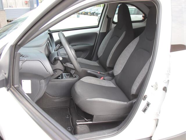 Toyota AYGO X 1.0 VVT-i Lane Assist, Carplay, Airco, NL-Auto, Cruise Zomeractie!
