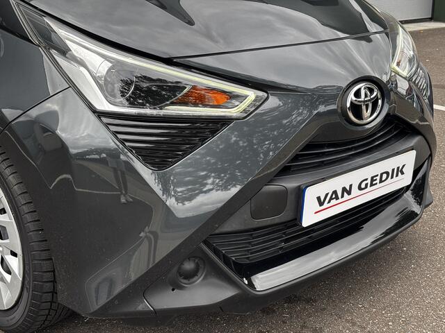 Toyota AYGO 1.0 VVT-i x-play Automaat Navi Carplay Camera Nap Airco