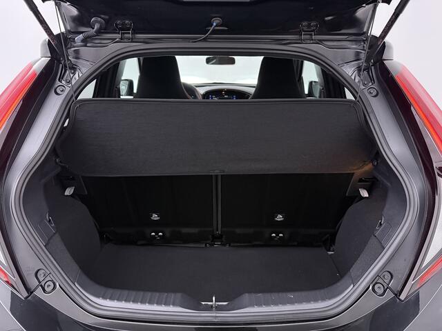 Toyota AYGO X 1.0 VVT-i MT Pulse | Design pack | Apple CarPlay / Android Auto (Navigatie) |