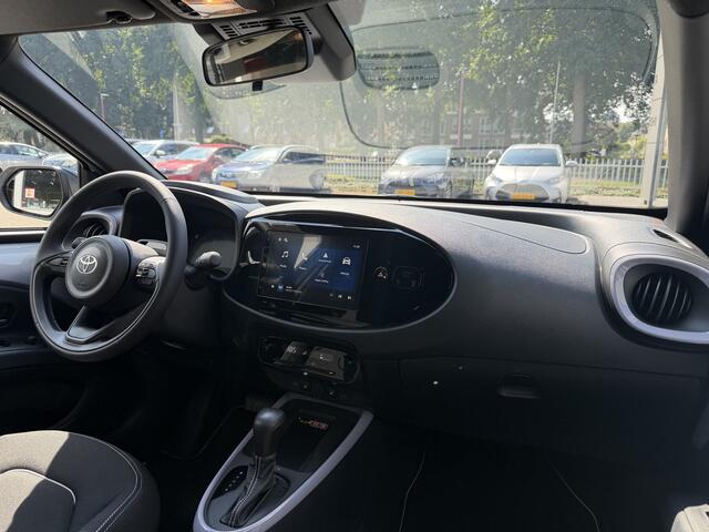 Toyota AYGO X Hybrid 115 Pulse + Easy Pack Apple/Android, Draadloze telefoonlader, Parkeersensoren