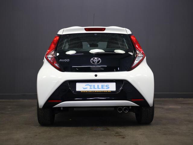 Toyota AYGO 1.0 VVT-i x-play | Camera | Cruise Control | Airco