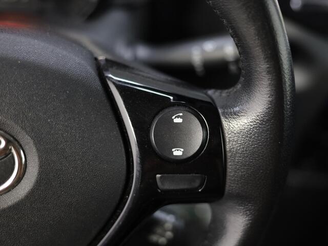 Toyota AYGO 1.0 VVT-i x-play | Camera | Cruise Control | Airco
