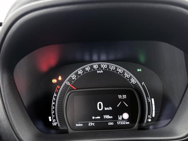 Toyota AYGO X 1.0 VVT-i MT Pulse | Dealer onderhouden | LED verlichting | Climate Control | Cruise Control Adaptive | Achteruitrijcamera | Elektrische ramen voor | Elektrisch verstelbare buitenspiegels |