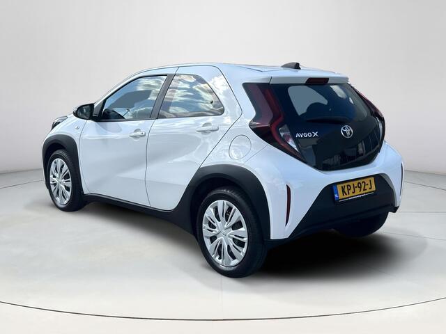 Toyota AYGO X 1.0 VVT-i S-CVT Play