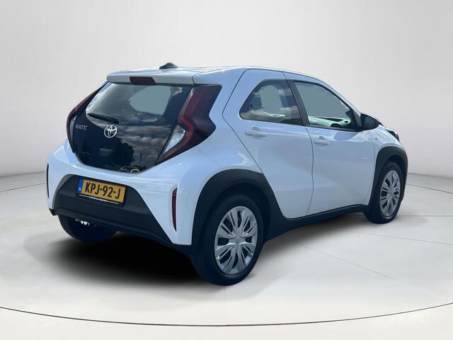 Toyota AYGO X 1.0 VVT-i S-CVT Play